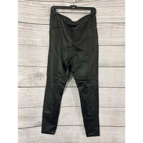 NWOT Maternity Pleather adjustable Leggings Size L - Picture 2 of 3